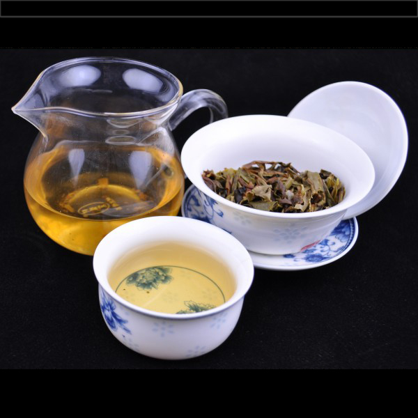 2014 Vad Ye Sheng Cha sheng puerh tea